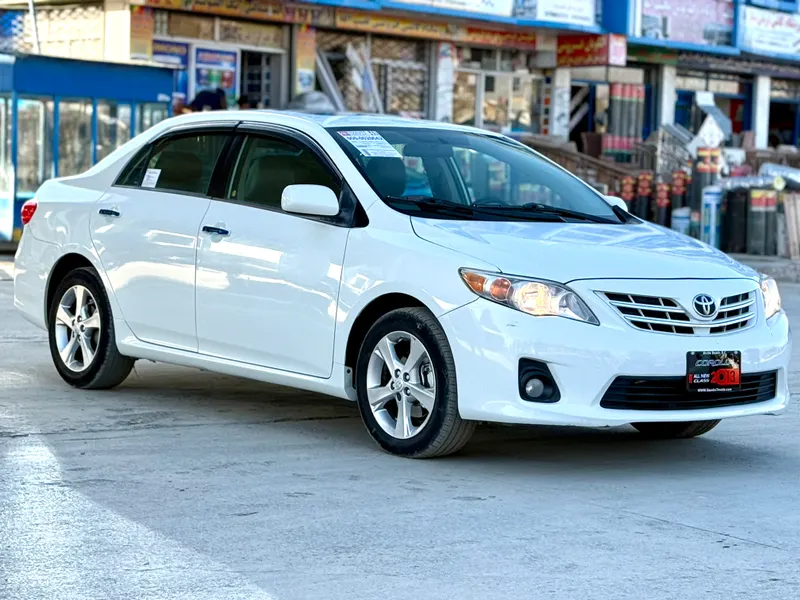 Toyota Corolla 2013 (3)