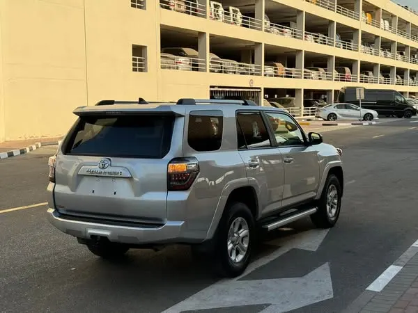 Toyota 4Runner SR5 Premium 2021 (3)