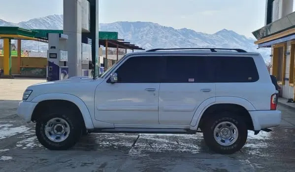 Toyota Land Cruiser 2004 (2)