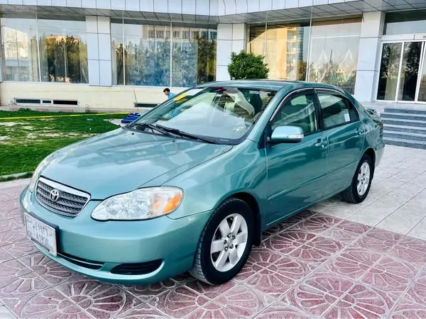 Toyota Corolla 2005 (2)