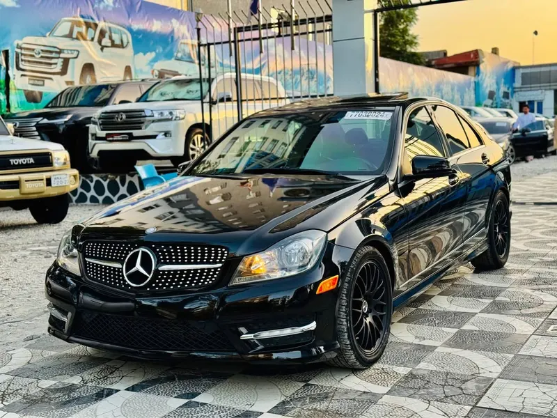 Mercedes-Benz 2013 (1)