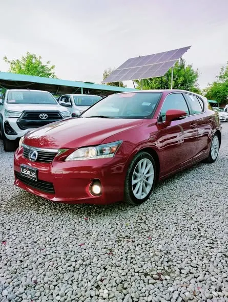 Lexus CT200 2012 (2)