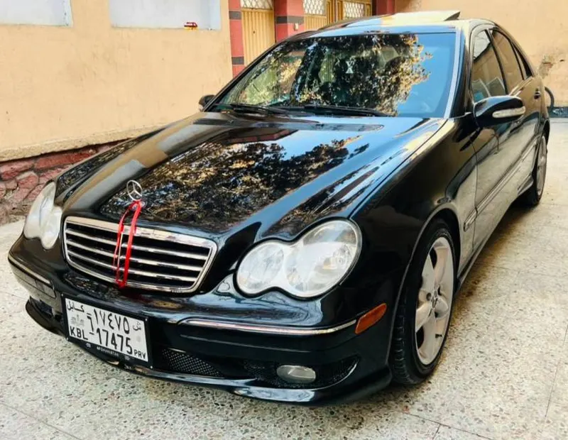 Mercedes-Benz 2005 (1)