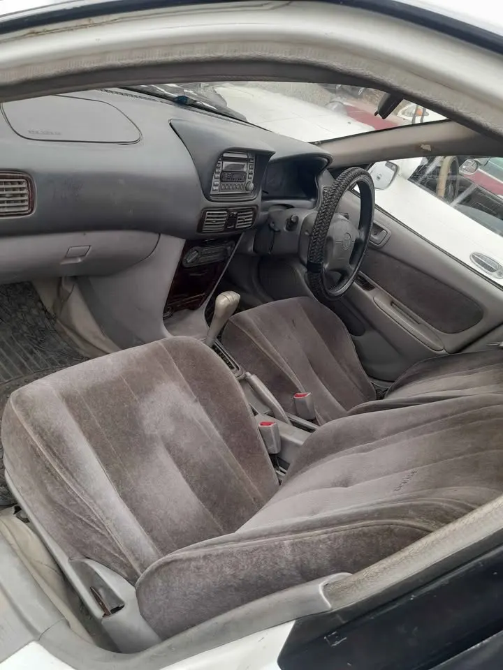 Toyota 1999 (4)