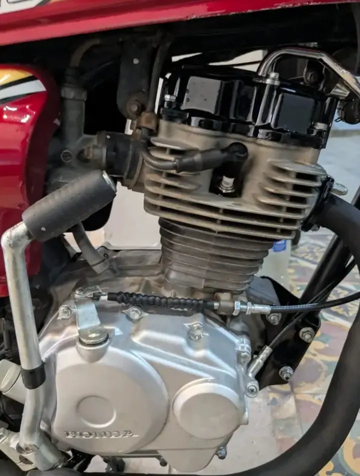 Honda CG-125 (8)
