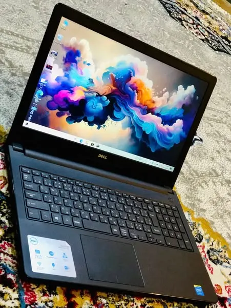 Laptop DELL Vostro (1)