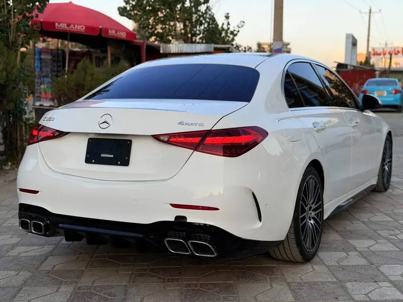 Mercedes-Benz C300 4Matic AMG 2022 (5)