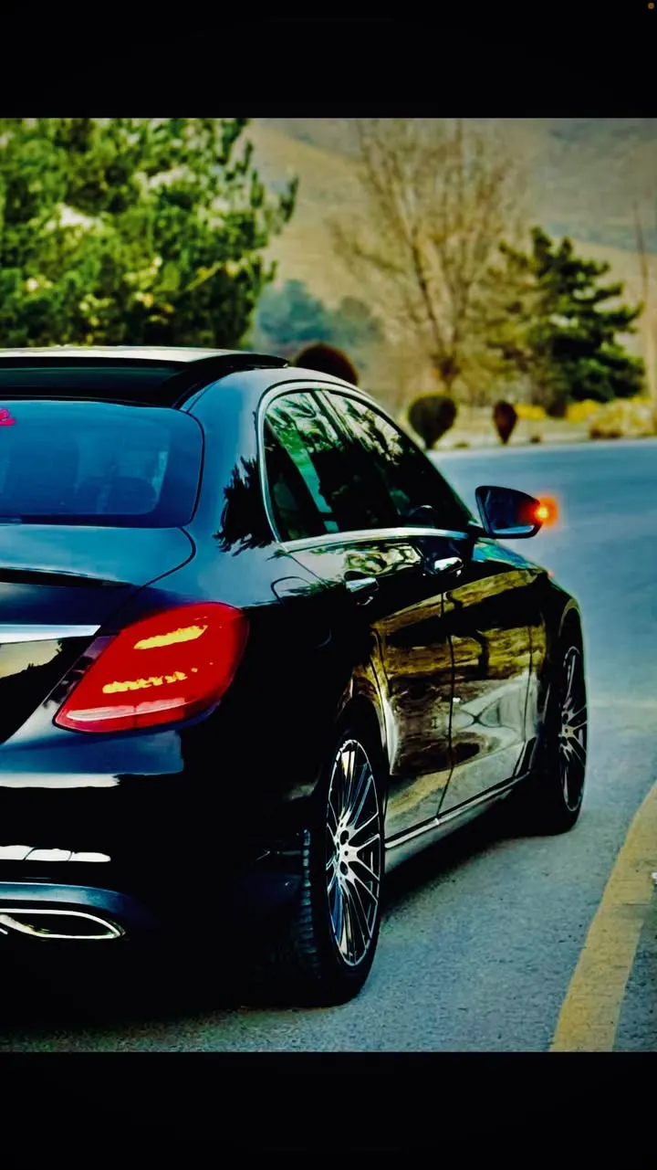 Mercedes-Benz 2017 (3)