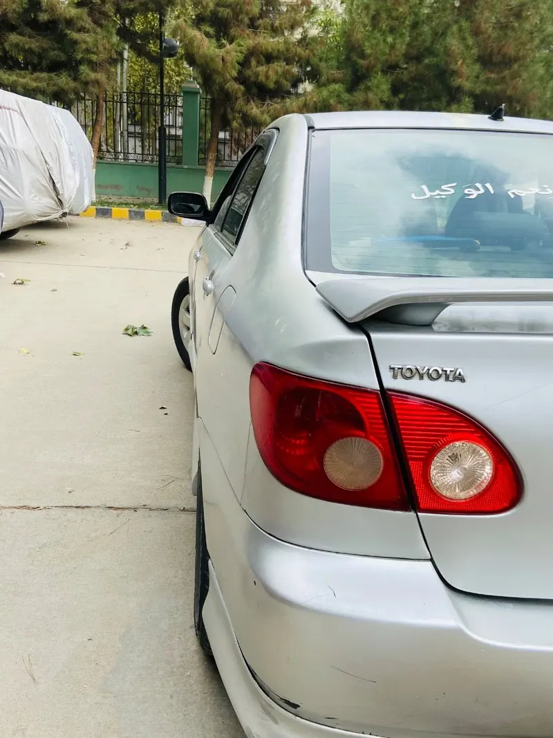 2005 Toyota Corolla S-Class (2)