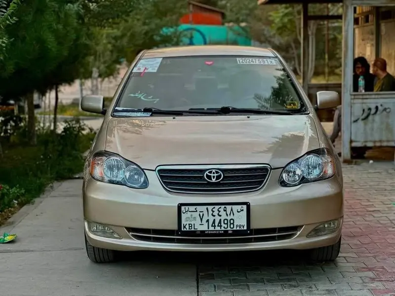 Toyota Corolla 2005 (2)