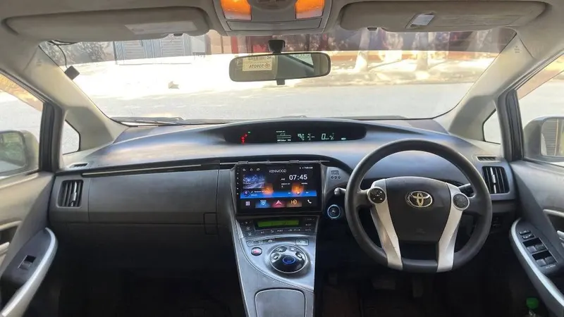 Toyota Prius 2009 (4)