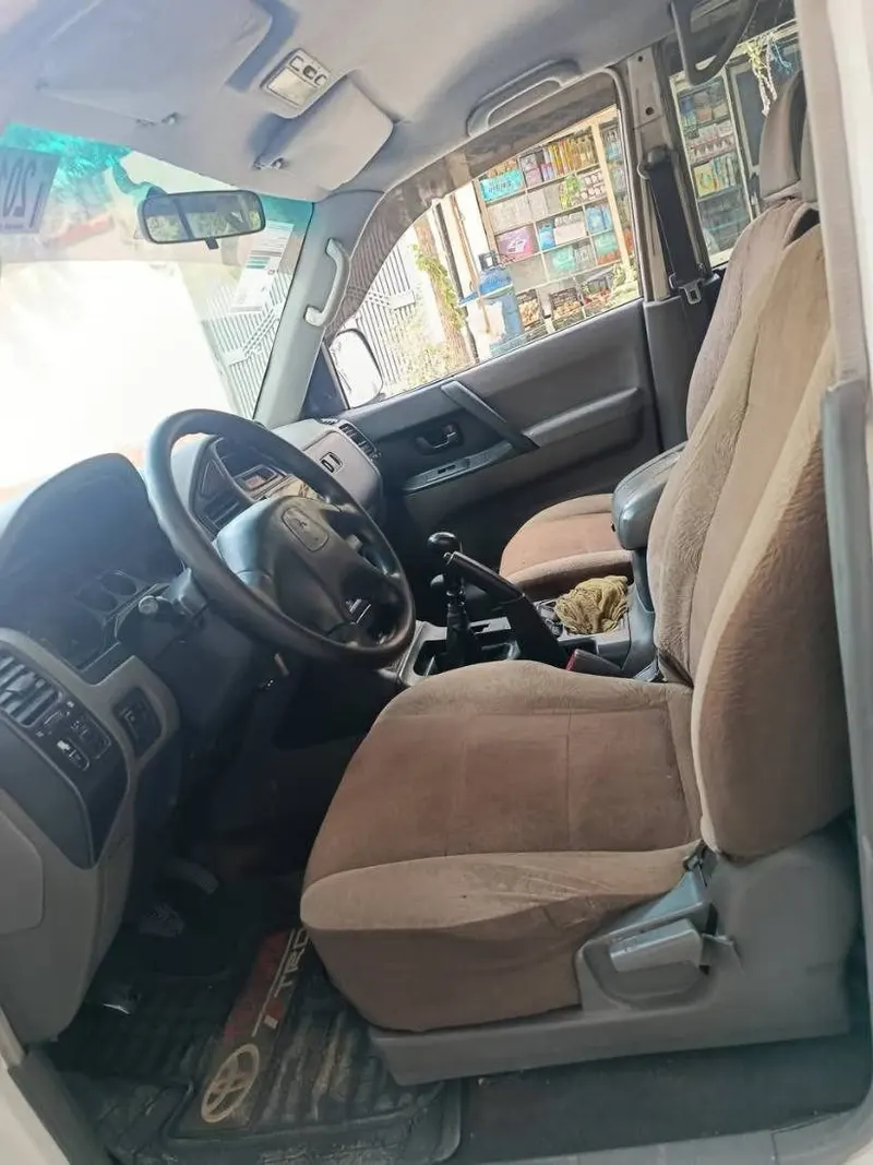 Mitsubishi Pajero 2004 (4)