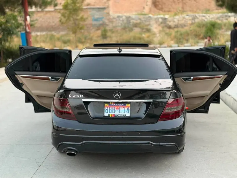 Mercedes-Benz C-Class 2013 (3)