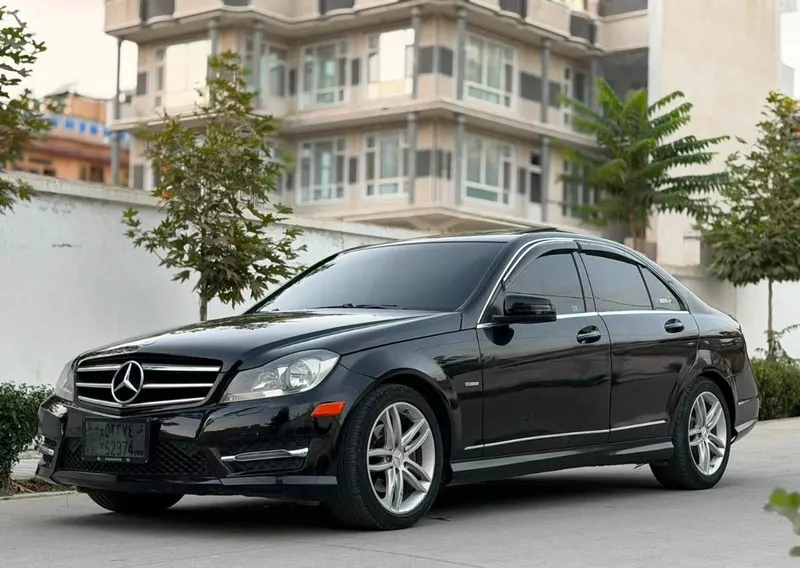 Mercedes-Benz C-Class 2013 (5)