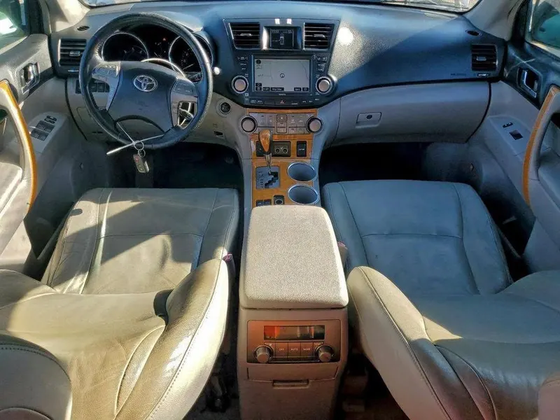 Toyota Highlander Hybrid (3)