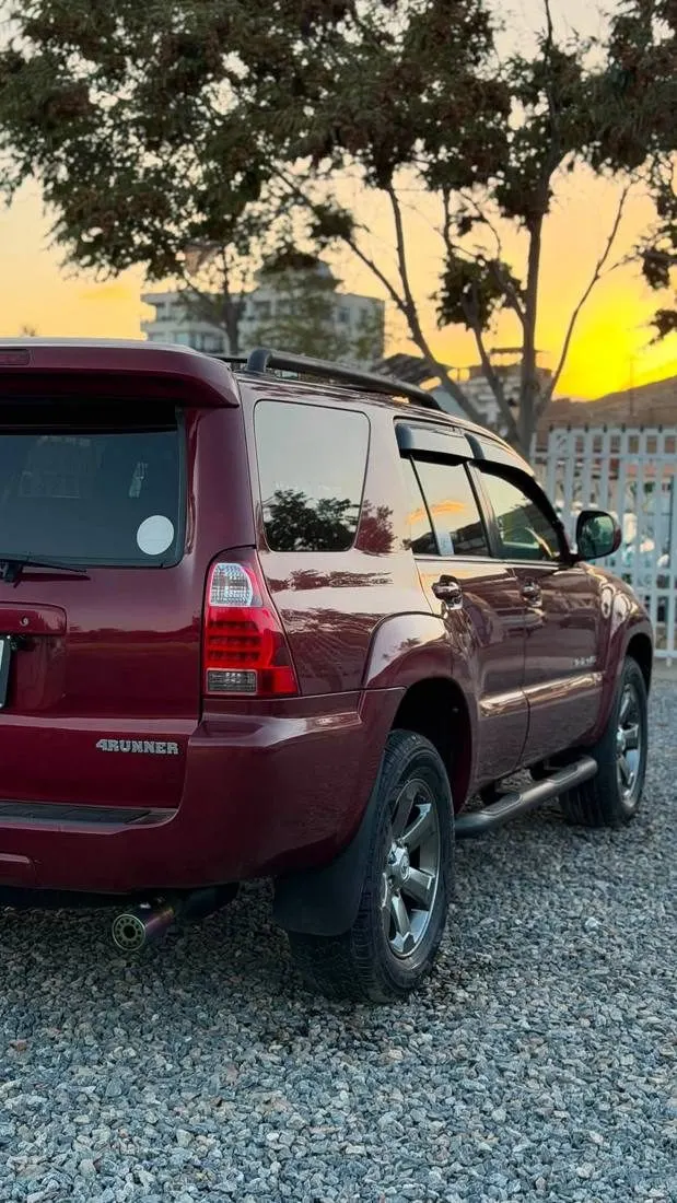 Toyota 4Runner Sport 2006 (7)