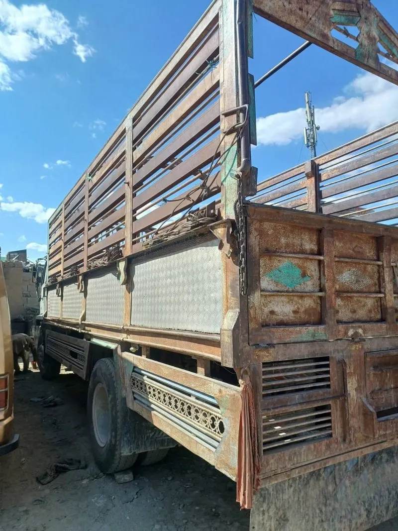 Hino Dump Truck 1993 (3)