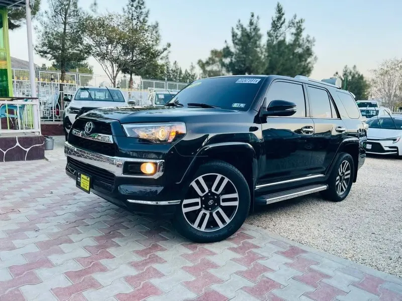 Toyota 4Runner Limited 2018 (3)