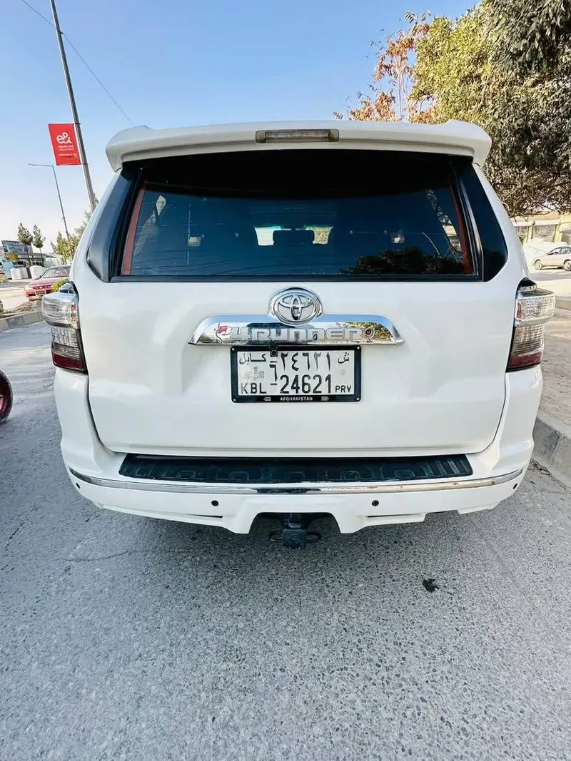 Toyota 4Runner SR5 2014 (4)