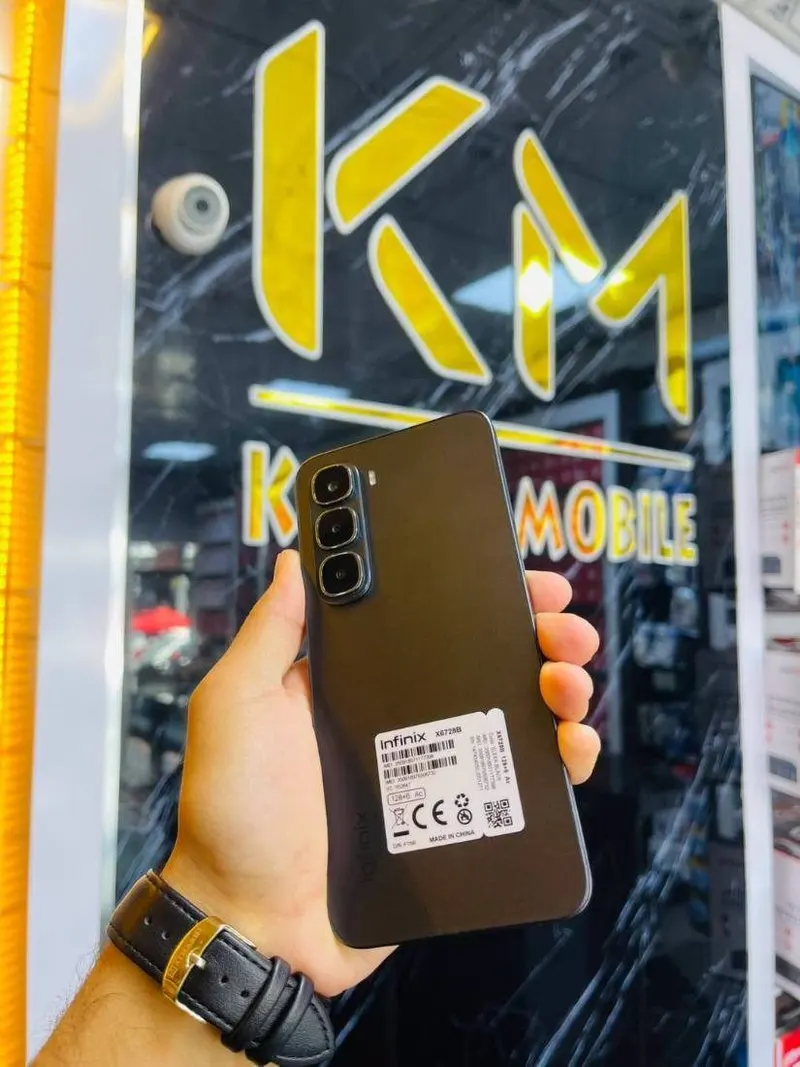 Infinix Hot 60i (1)