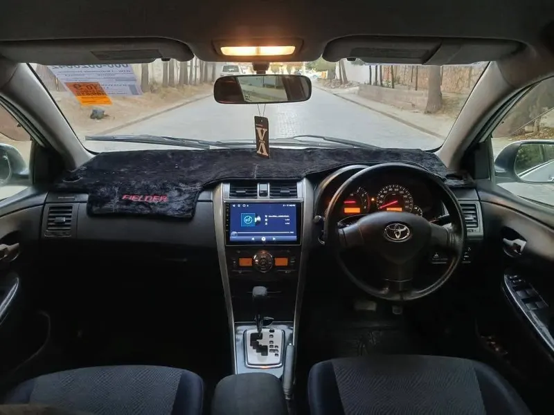 Toyota Fielder Axio 2009 (5)