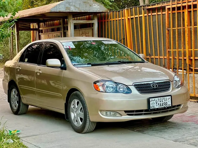 Toyota Corolla LE 2005 (1)