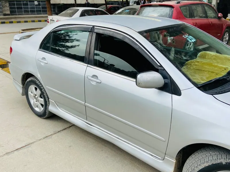 2005 Toyota Corolla S-Class (5)