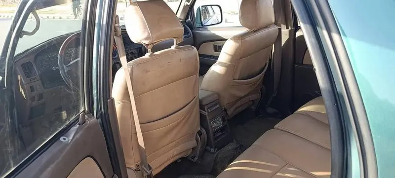 Toyota 4Runner 1998 (4)