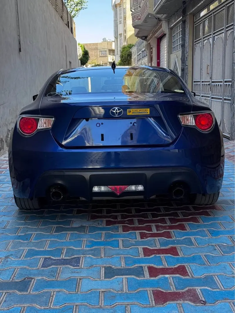 Toyota GT86 2013 Automatic, Container-Like Condition (4)