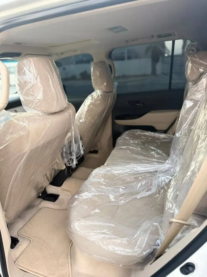 Toyota Land Cruiser GXR 2024, Petrol, Automatic (5)