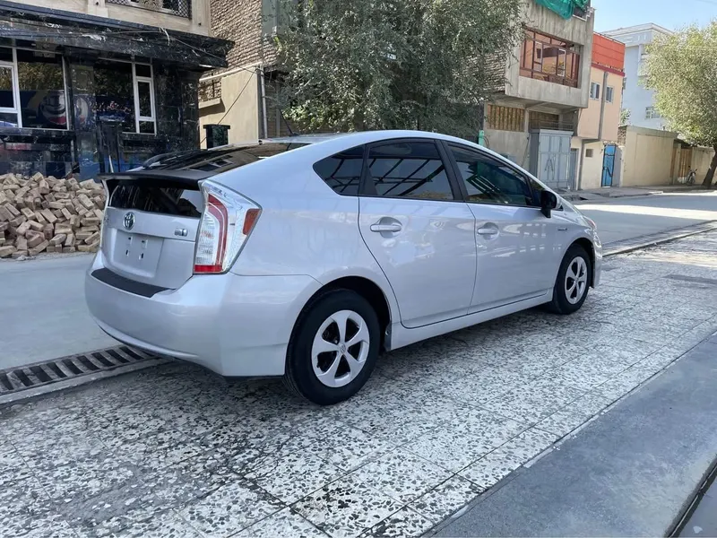 Toyota Prius Hybrid 2013, Silver, Kabul, Registered (5)
