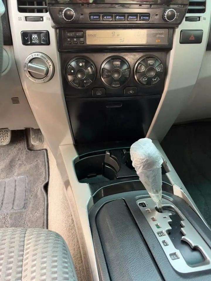 Toyota 4Runner 2007 SR5, 6-Cylinder, Automatic (5)