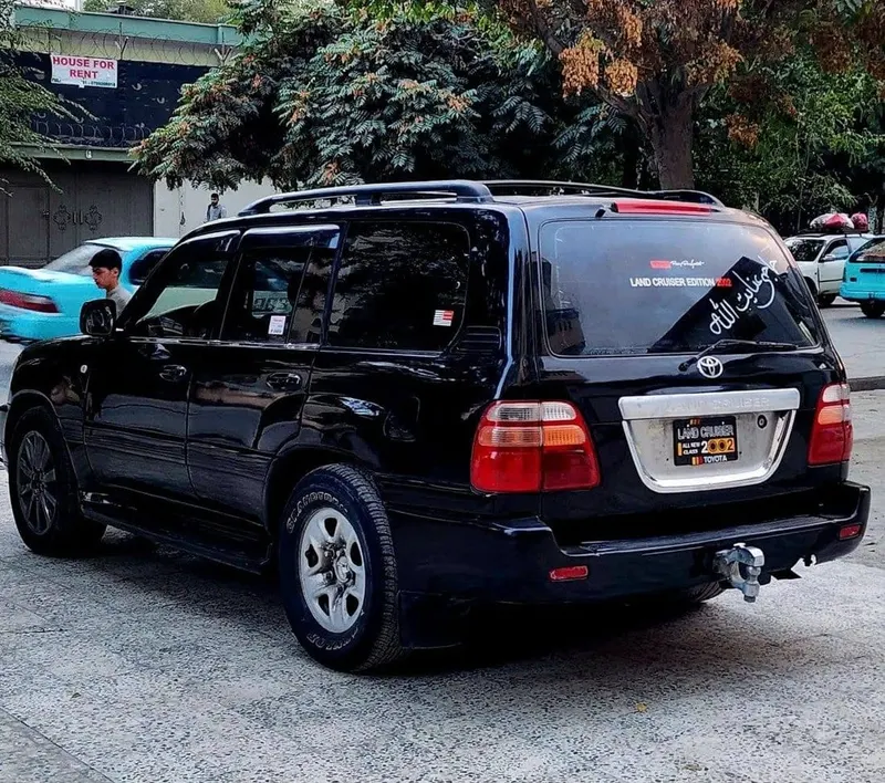 Toyota Land Cruiser 2002, Automatic, Gas, Clean Documents (5)