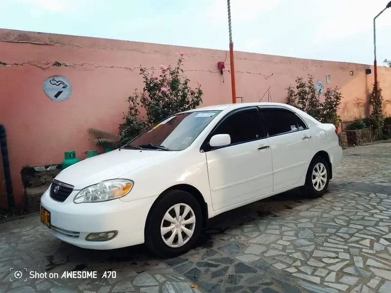 Toyota Corolla 2005 white automatic clean documents (2)