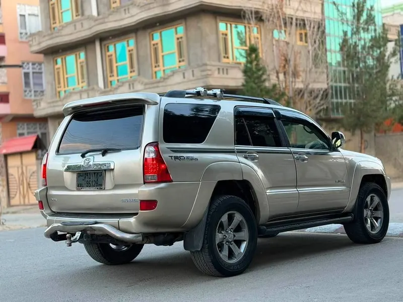 Toyota 4Runner SR5 2004, Gold, 7800 USD (5)