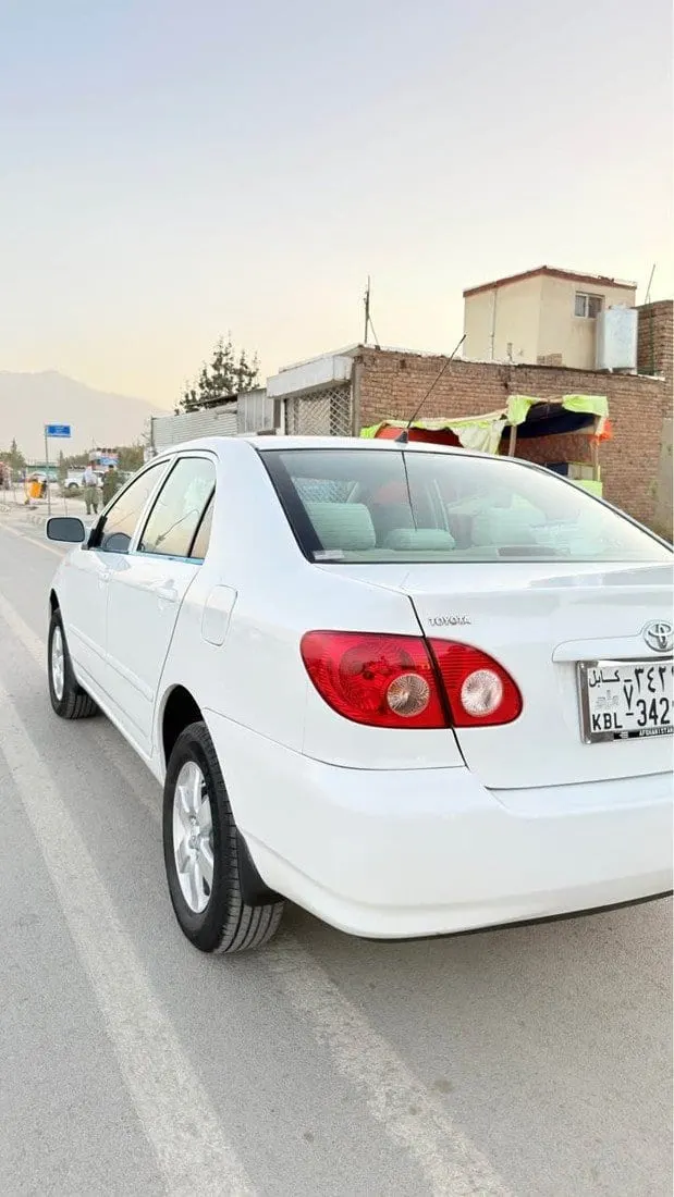 Toyota Corolla 2007 American, White, Company Warranty (1)