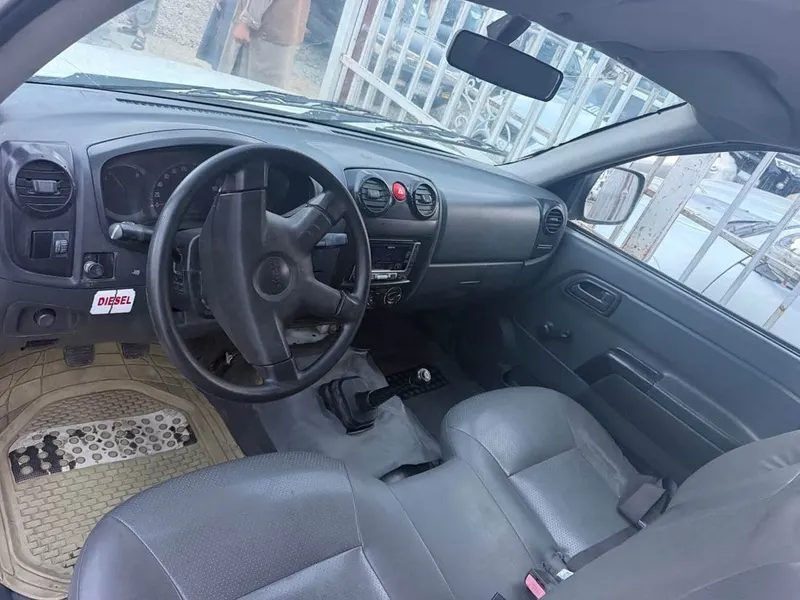 Isuzu D-Max 2008 Diesel 4-Cylinder (3)