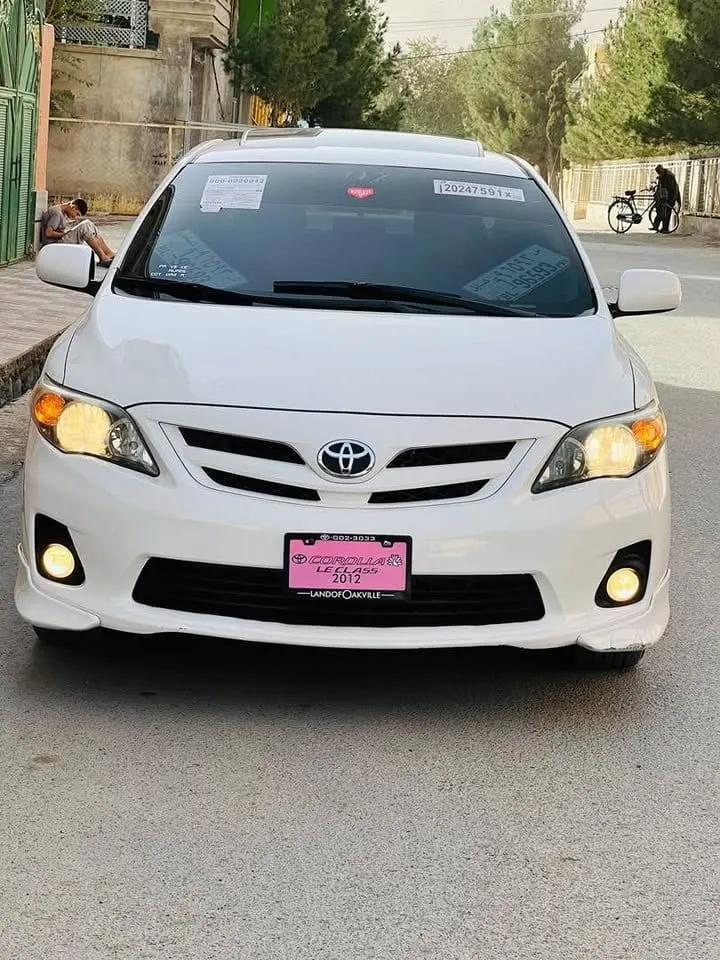 تیوتا کرولا ۲۰۱۱ بشپړ اختیار، سنروف، ۱۰۰۰۰۰ کیلومتره (3)