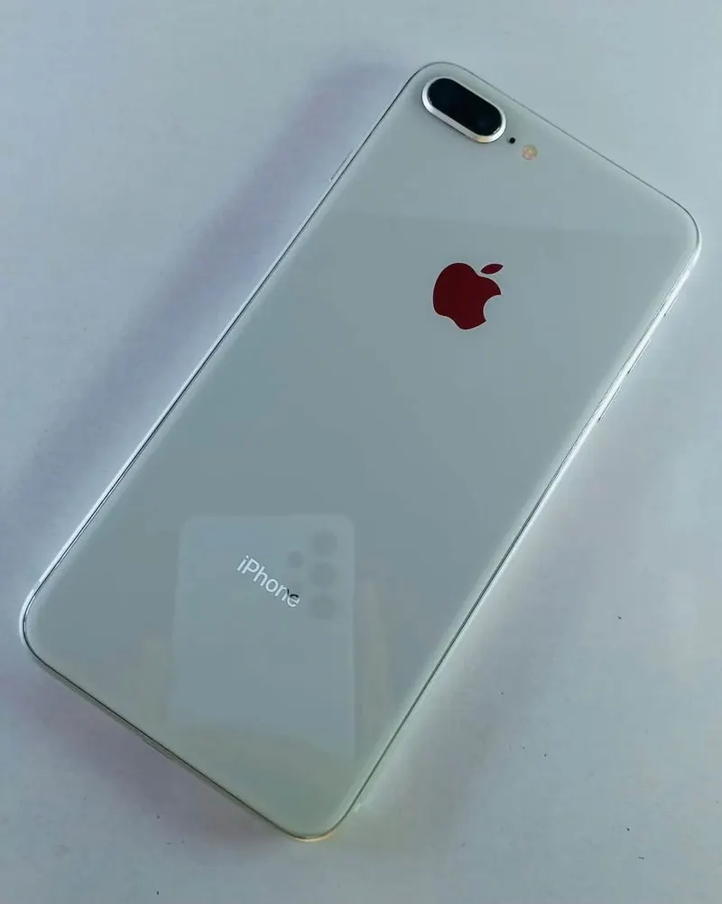 Apple iPhone 8 Plus 256GB White (2)