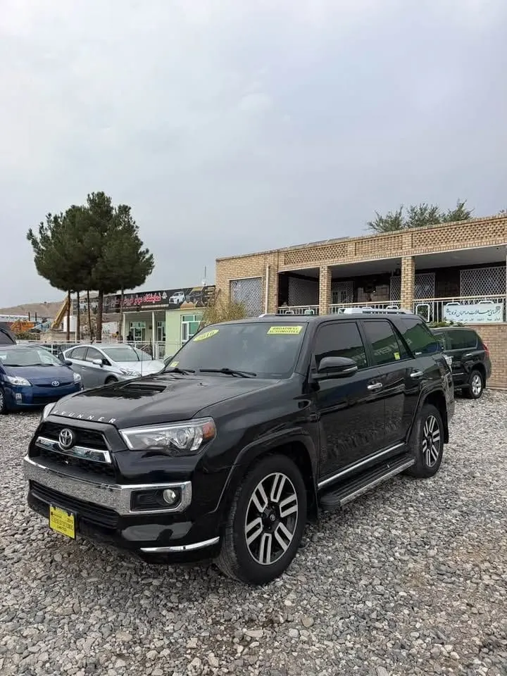 Toyota 4Runner 2010 Black, New Plate, Sunroof (6)