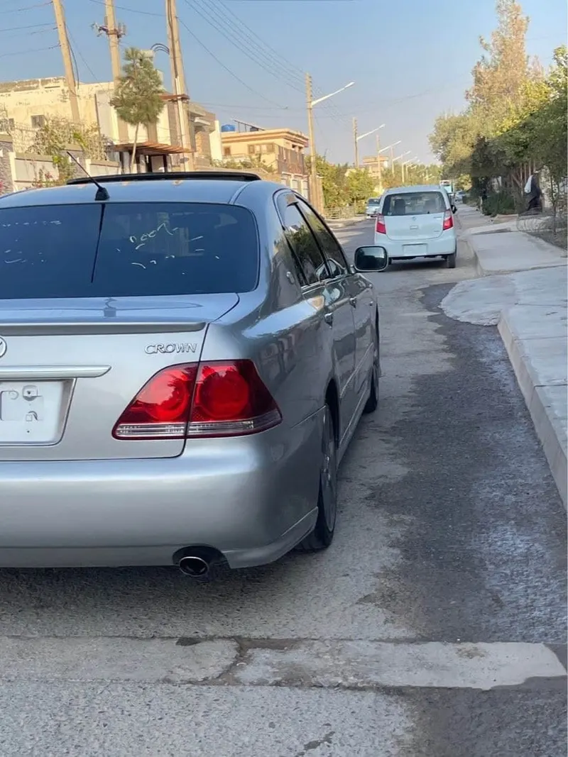 Toyota Crown Athlete 2005, Silver, Automatic, Sunroof (1)