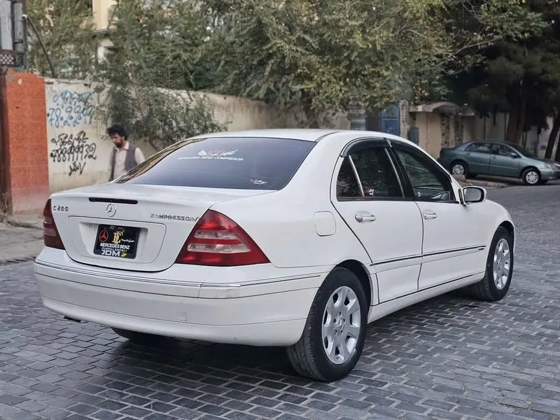 Mercedes-Benz C200 2001, White, Automatic, Full Options (4)