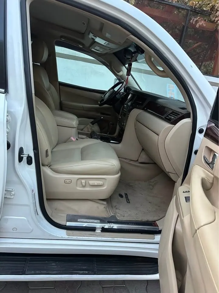 Lexus LX570 American 2009, 2020 Body Kit, White (7)