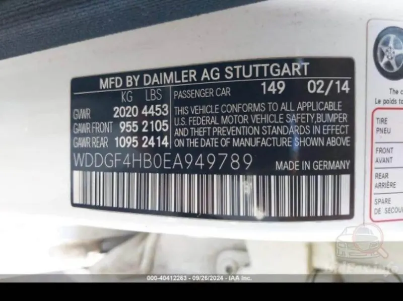 Mercedes-Benz C250 2014 Pearl White (2)