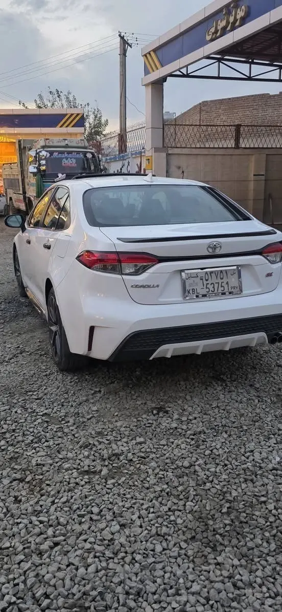 Toyota Corolla 2020 XSE, White, 53,000 Miles, Sunroof (3)