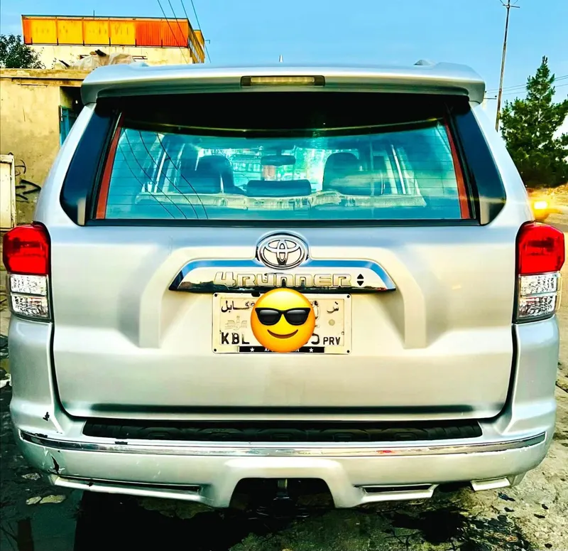 Toyota 4Runner 2010 Limited, Silver, Clean Documents, No Accident (4)