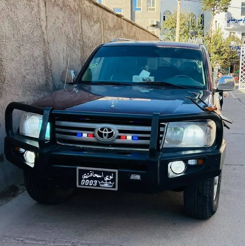 Toyota Land Cruiser 2002, used, for sale (4)
