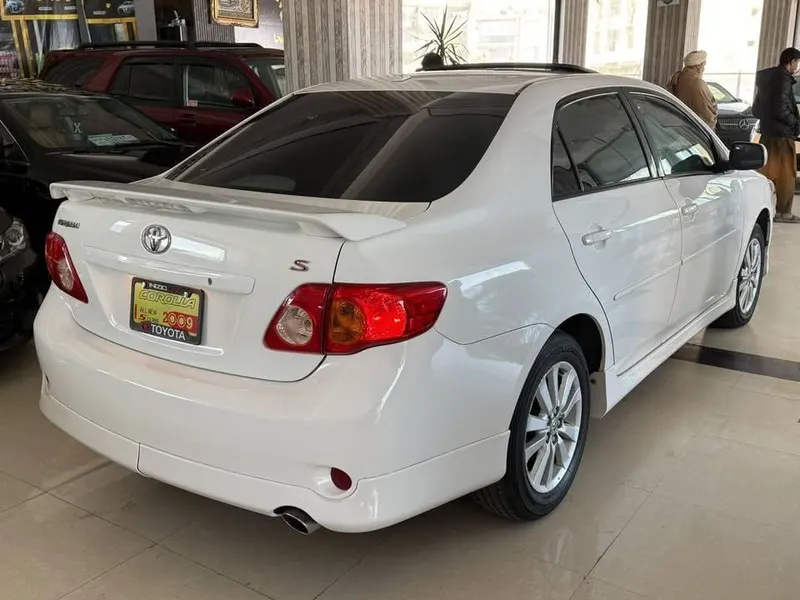 Toyota Corolla 2009 Full Option, White, Company Paint (3)