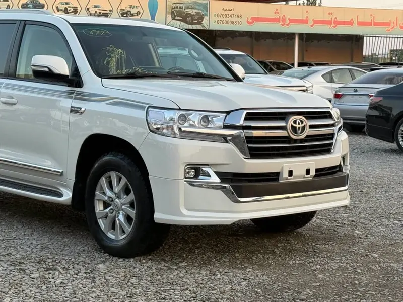 Toyota Land Cruiser GXR 2019 Diesel (4)