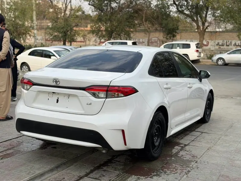 Toyota Corolla LE 2020, 13500 USD (2)
